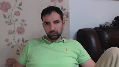 Snapshot of gianni_lion chatting on 12-19-25, 02:46 Gianni online show from 12-19-25, 02:46