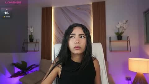 Snapshot of gianovak chatting on 12-13-25, 07:53 gianovak online show from 12-13-25, 07:53