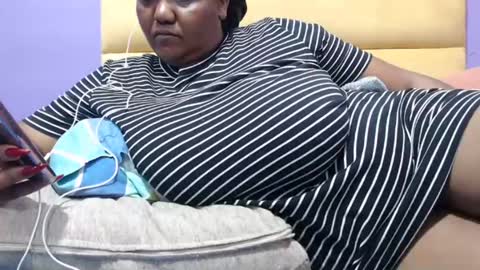 gianttitts online show from 01-22-25, 02:59