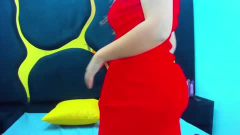 Snapshot of giaroussel chatting on 03-07-25, 02:23 GiaRoussel online show from 03-07-25, 02:23