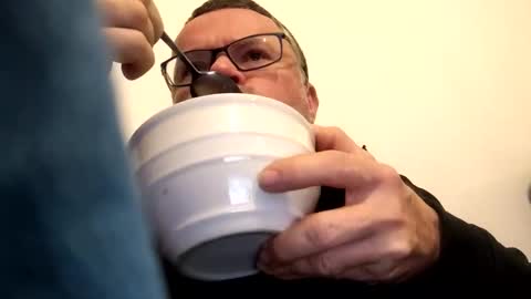 giddyup2222222 online show from 11-17-25, 08:09