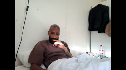 Snapshot of gide8n chatting on 04-07-26, 05:13 Gideon online show from 04-07-26, 05:13