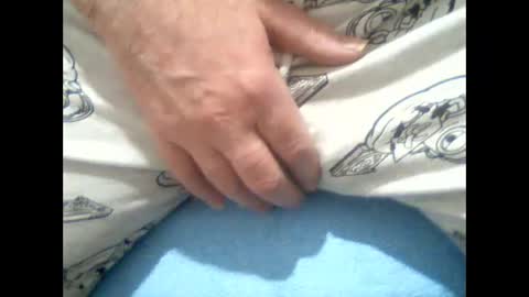 Snapshot of gifi1 chatting on 02-06-26, 07:02 gifi1 online show from 02-06-26, 07:02