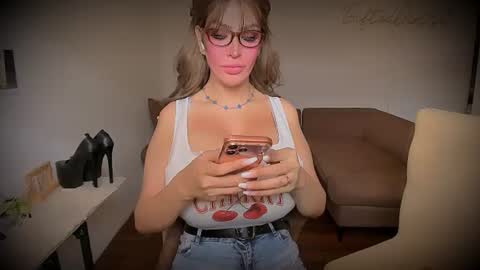 Snapshot of giftedgirl4u chatting on 07-13-26, 01:08 Ms. Abby - IF YOU DEMAND I DEMAND ASWELL- online show from 07-13-26, 01:08