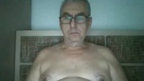 gigi1970 online show from 10-02-25, 07:15