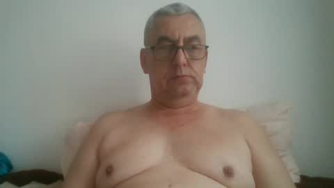 gigi1970 online show from 06-25-26, 07:02