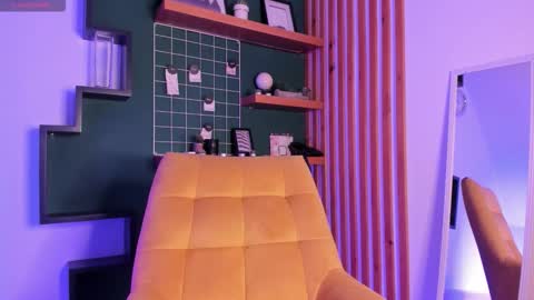 Snapshot of gigi_strawberry chatting on 01-16-26, 11:42 GIGI online show from 01-16-26, 11:42