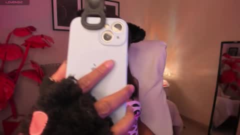 Snapshot of gigi_strawberry chatting on 03-05-26, 12:50 GIGI online show from 03-05-26, 12:50