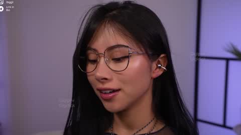 Snapshot of gigi_ulala chatting on 11-09-25, 08:18 80 off in my OF gigipriv online show from 11-09-25, 08:18