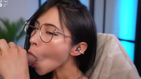 Snapshot of gigi_ulala chatting on 12-03-25, 01:46 80 off in my OF gigipriv online show from 12-03-25, 01:46