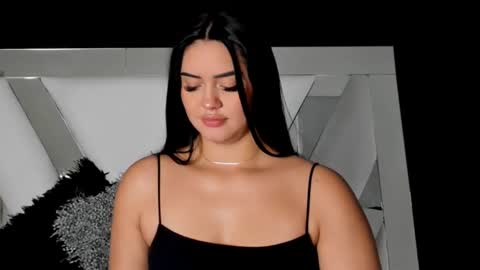 Snapshot of gigi_wilden chatting on 01-06-25, 02:25 gigi wilden online show from 01-06-25, 02:25