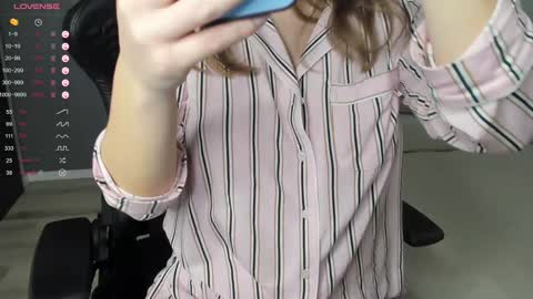 Snapshot of gigihadd chatting on 12-31-24, 03:09 gigihadd online show from 12-31-24, 03:09