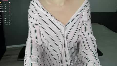 Snapshot of gigihadd chatting on 10-01-25, 01:50 gigihadd online show from 10-01-25, 01:50