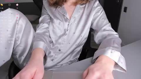 Snapshot of gigihadd chatting on 02-25-26, 04:49 gigihadd online show from 02-25-26, 04:49