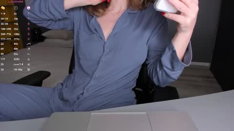 Snapshot of gigihadd chatting on 03-26-26, 03:39 gigihadd online show from 03-26-26, 03:39