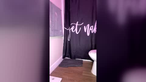 gigilovesyou1997 online show from 07-16-26, 05:08