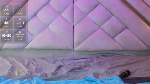 Snapshot of giigii_hadidd chatting on 04-15-26, 07:58 Giigii Hadid online show from 04-15-26, 07:58