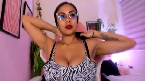 Snapshot of giisell chatting on 05-09-26, 12:32 giisell online show from 05-09-26, 12:32