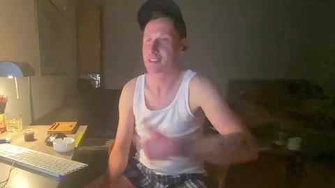 Snapshot of gilbertlachsmann chatting on 02-05-25, 03:23 Sebastian online show from 02-05-25, 03:23