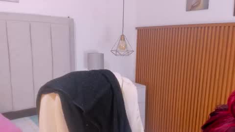 Gimena online show from 12-19-25, 12:23