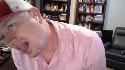 Snapshot of gimmedatdic chatting on 02-20-25, 08:25 gimmedatdic online show from 02-20-25, 08:25