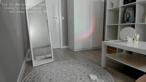 Gin online show from 01-15-25, 06:33