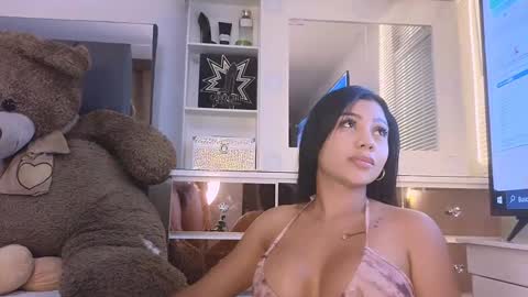 Snapshot of gina_akemi chatting on 12-12-24, 04:26 O GINA AND AKEMI online show from 12-12-24, 04:26