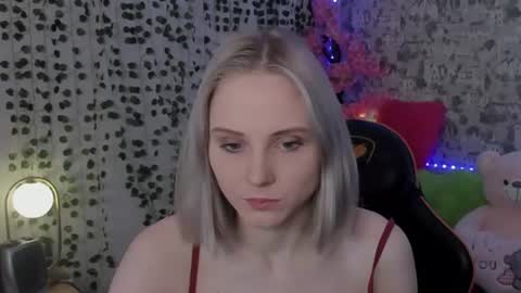 Gina online show from 06-18-26, 01:17