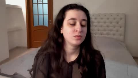 Snapshot of ginablum chatting on 01-26-25, 09:29 Kate online show from 01-26-25, 09:29