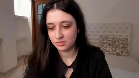 Snapshot of ginablum chatting on 03-05-25, 10:44 Kate online show from 03-05-25, 10:44