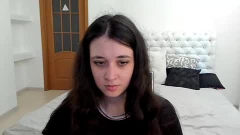 Snapshot of ginablum chatting on 09-16-25, 09:54 Kate online show from 09-16-25, 09:54