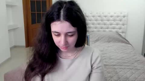 Snapshot of ginablum chatting on 12-05-25, 08:45 Kate online show from 12-05-25, 08:45