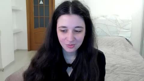 Snapshot of ginablum chatting on 02-08-26, 09:34 Kate online show from 02-08-26, 09:34