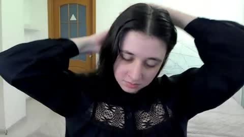 Snapshot of ginablum chatting on 02-09-26, 09:35 Kate online show from 02-09-26, 09:35