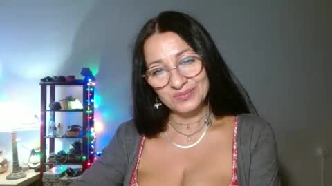 GinaONeon online show from 10-10-25, 08:19