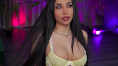 Gina online show from 10-25-25, 07:08