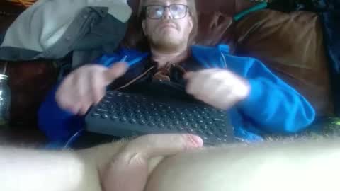 Snapshot of gingasnapz8inch chatting on 03-08-25, 04:17 gingasnapz8inch online show from 03-08-25, 04:17