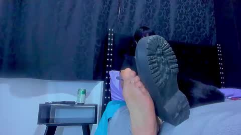 Miss online show from 11-22-25, 10:42