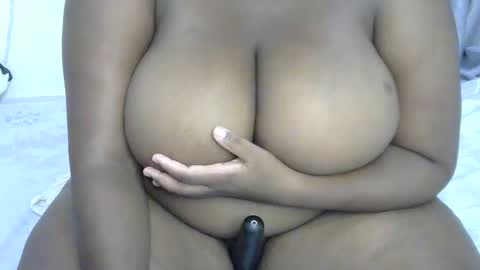 ginger_babes1 online show from 10-26-25, 11:05