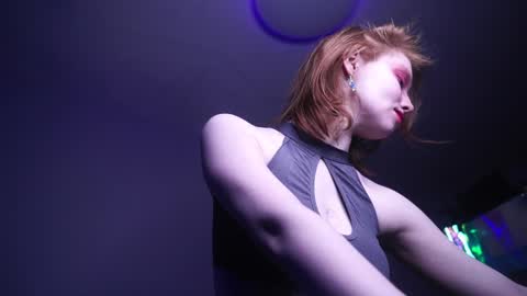 Snapshot of ginger_hugs chatting on 12-26-24, 10:09 im expecting 350 thumbs up on my altar online show from 12-26-24, 10:09