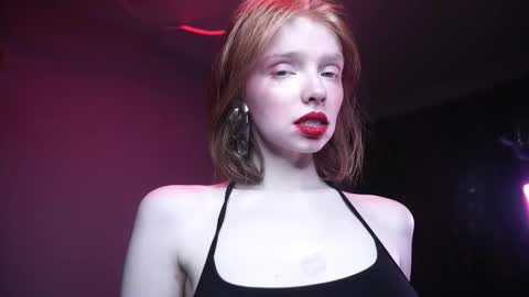        im expecting 350 thumbs up on my altar   online show from 11-07-25, 10:10