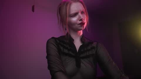        im expecting 350 thumbs up on my altar   online show from 11-28-25, 10:12