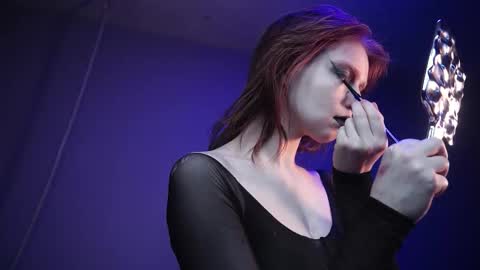        im expecting 350 thumbs up on my altar   online show from 03-15-26, 10:05