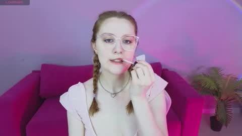 Snapshot of ginger_kristin chatting on 02-25-26, 08:24 Ginger online show from 02-25-26, 08:24