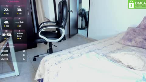 Snapshot of ginger_smil chatting on 02-28-25, 03:26 Diana online show from 02-28-25, 03:26