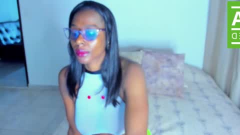 Snapshot of ginger_smil chatting on 10-11-25, 11:42 Diana online show from 10-11-25, 11:42