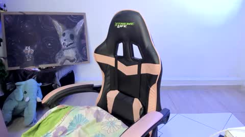 Snapshot of ginger_sweetty chatting on 12-05-24, 01:03 Ginger online show from 12-05-24, 01:03