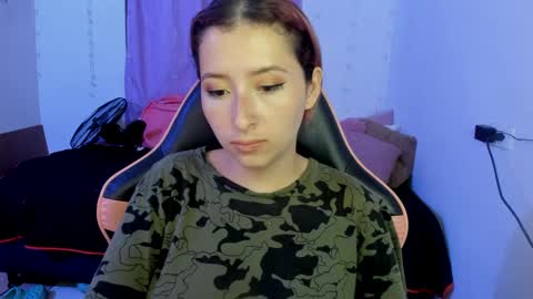 Snapshot of ginger_sweetty chatting on 03-06-25, 12:00 Ginger online show from 03-06-25, 12:00