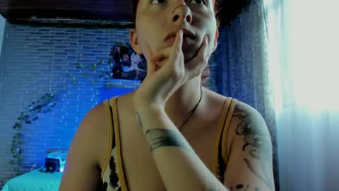 Snapshot of ginger_sweetty chatting on 11-17-25, 08:25 Ginger online show from 11-17-25, 08:25