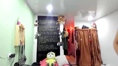 Snapshot of ginger_sweetty chatting on 06-16-26, 11:18 Ginger online show from 06-16-26, 11:18